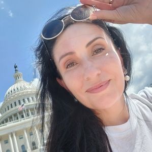 Meet your Posher, Dima